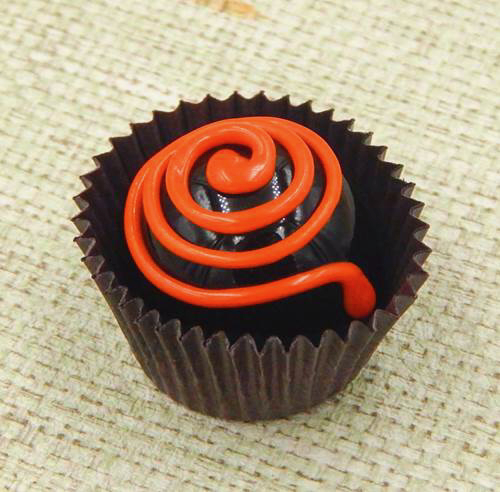 Click to view detail for HG-039 Hulet Art Glass Black Licorice with Orange Spiral $44